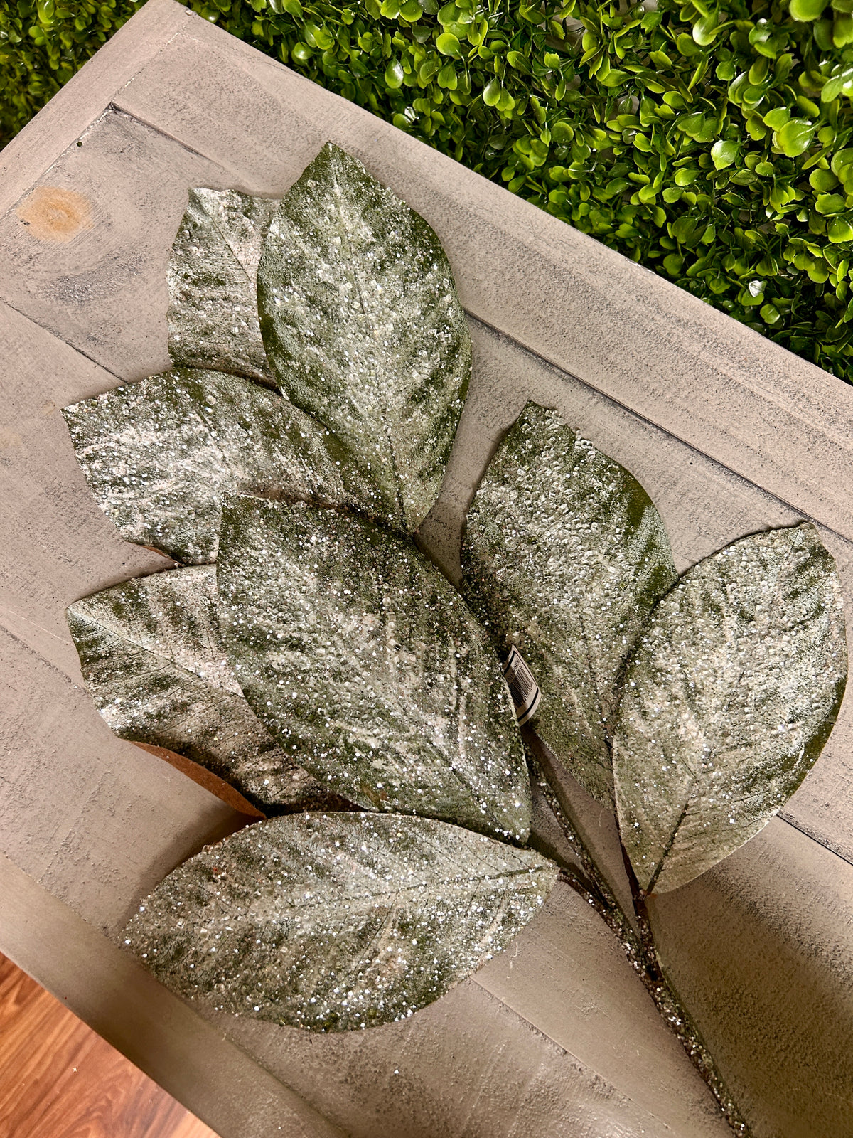 32 Inch Magnolia Snow Leaf Spray