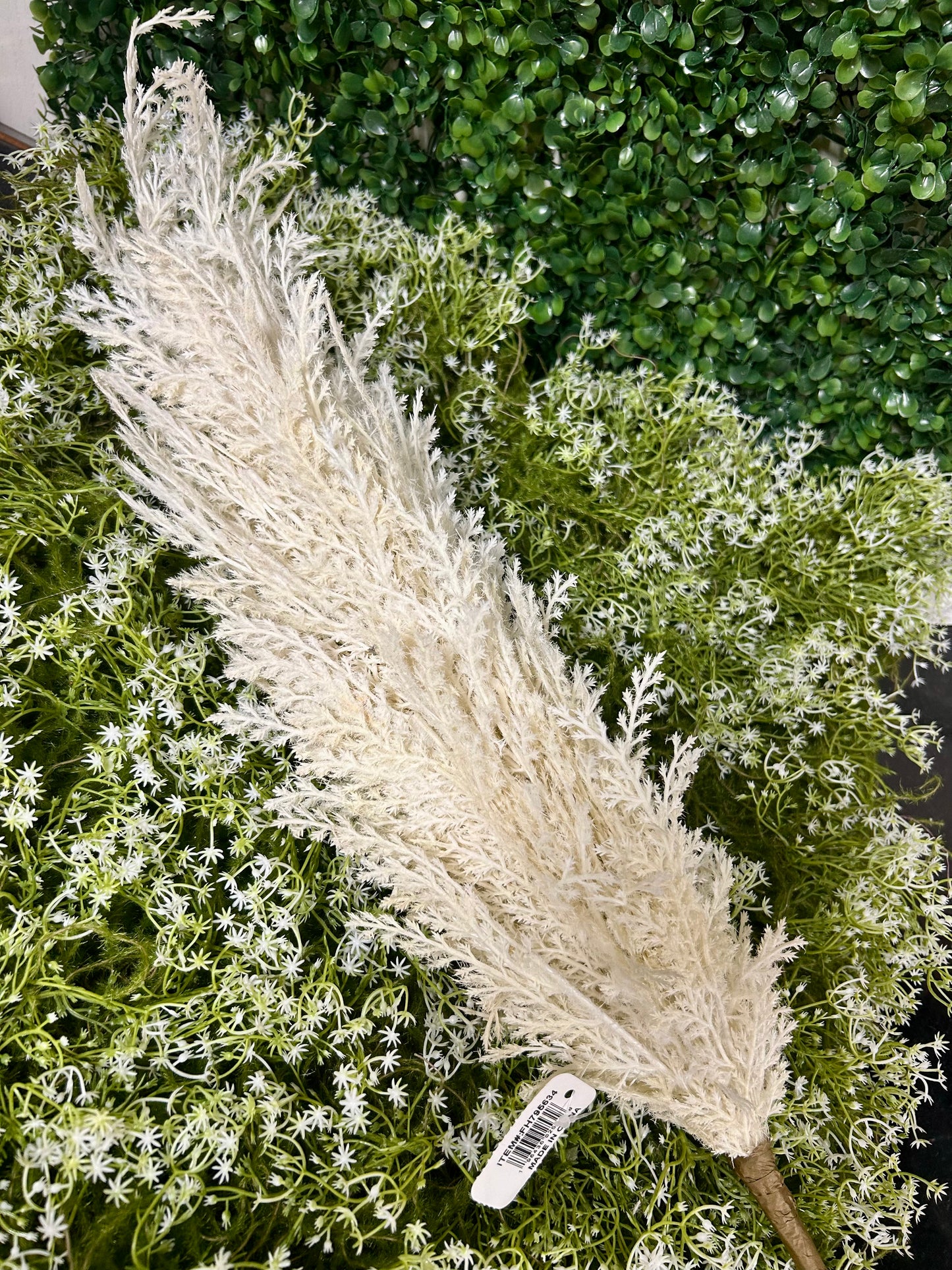 39 Inch Ivory Pampas Grass Plume Spray