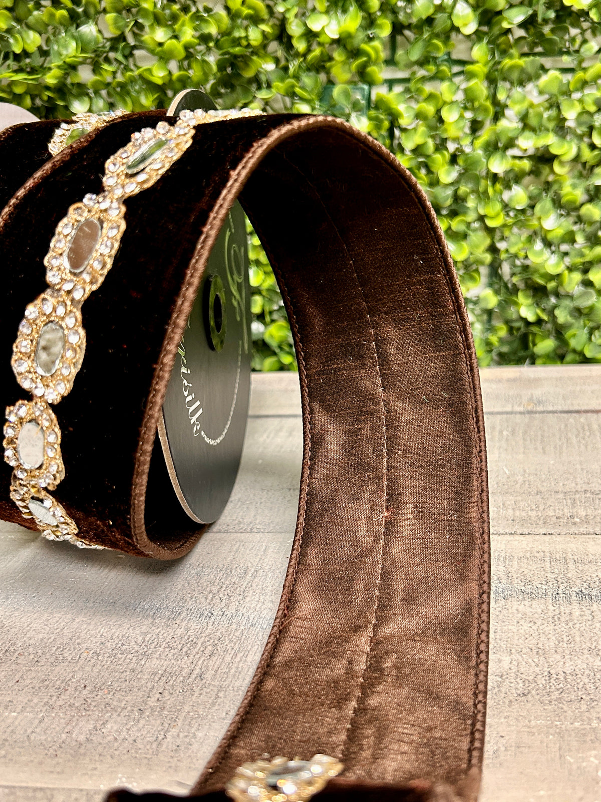 Farrisilk 2.5 Inch By 5 Yard Chocolate Velvet Cordeila Diamonds Ribbon