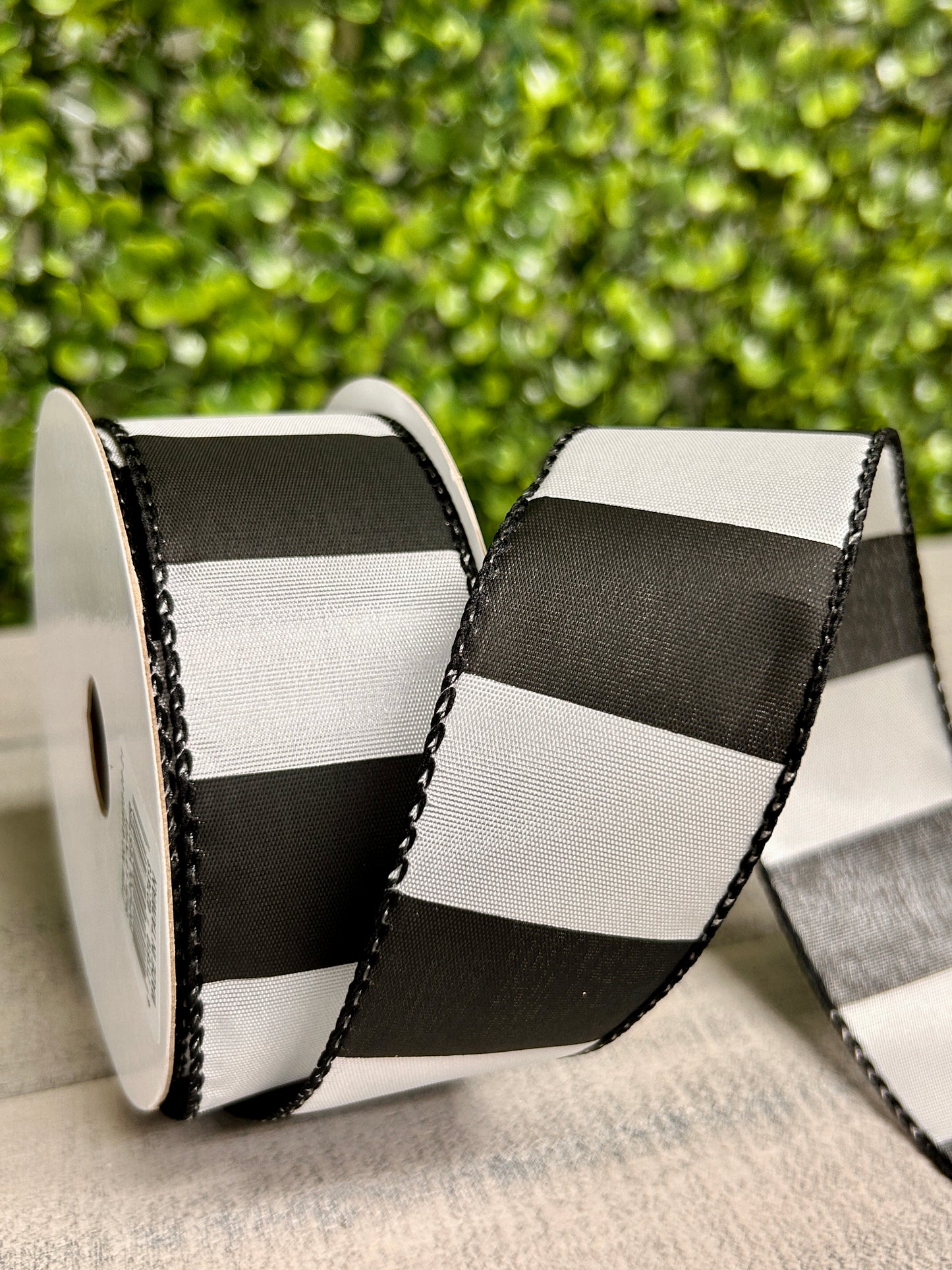 1.5 Inch By 10 Yard Black And White Horizontal Stripes Ribbon