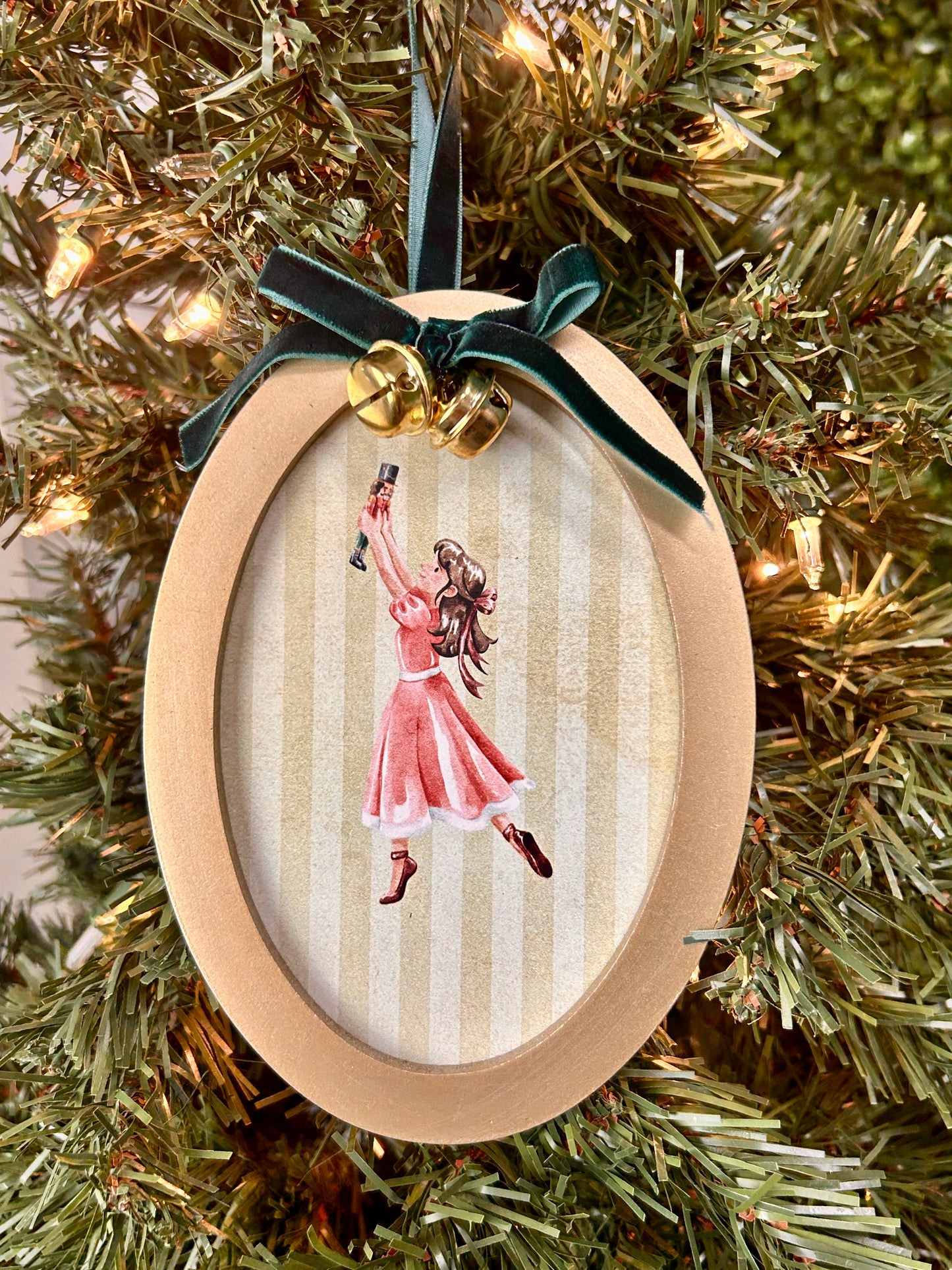 The Nutcracker Round Picture Frame Ornaments Four Assorted