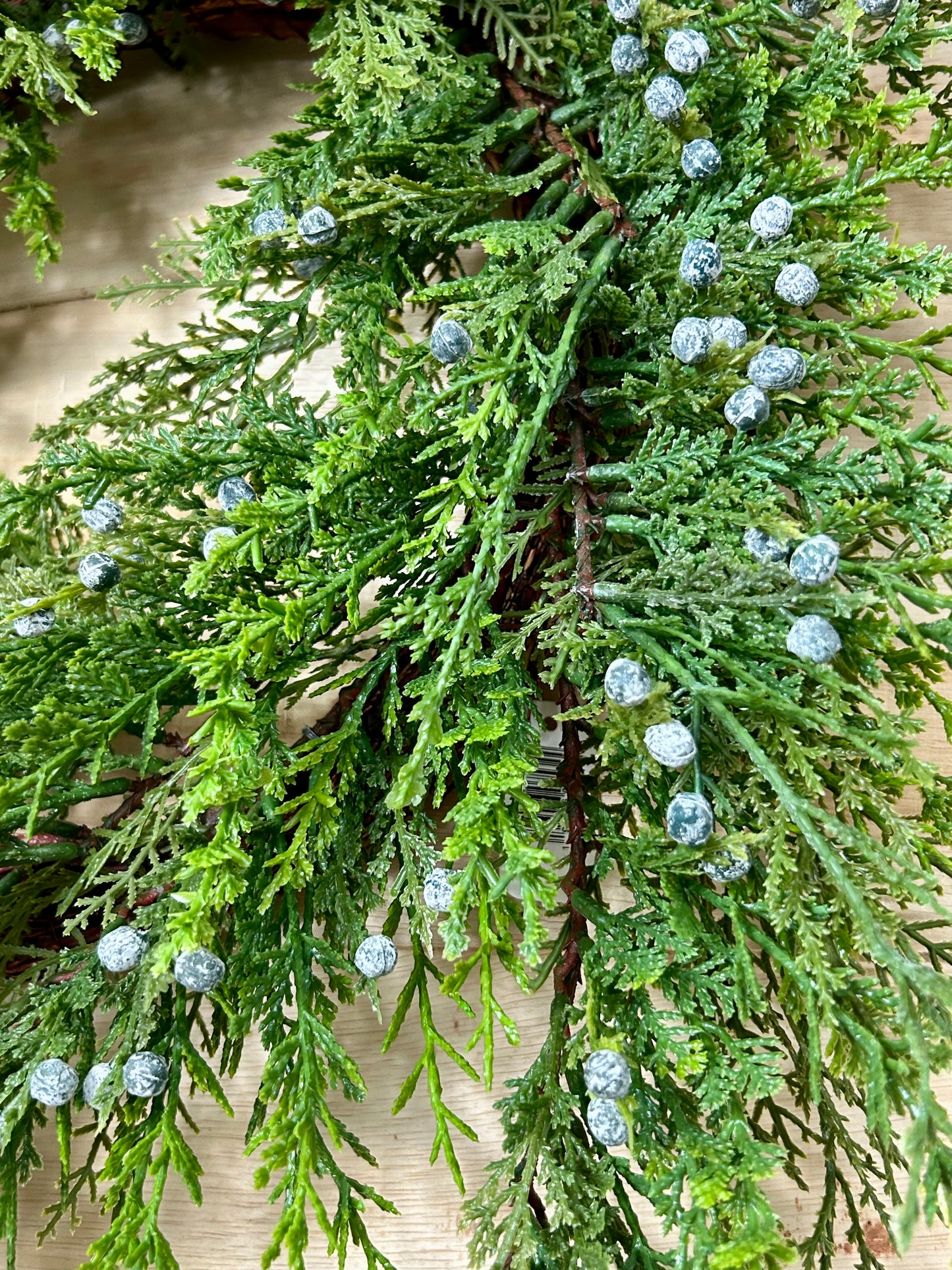 24 Inch Creeping Juniper Wreath