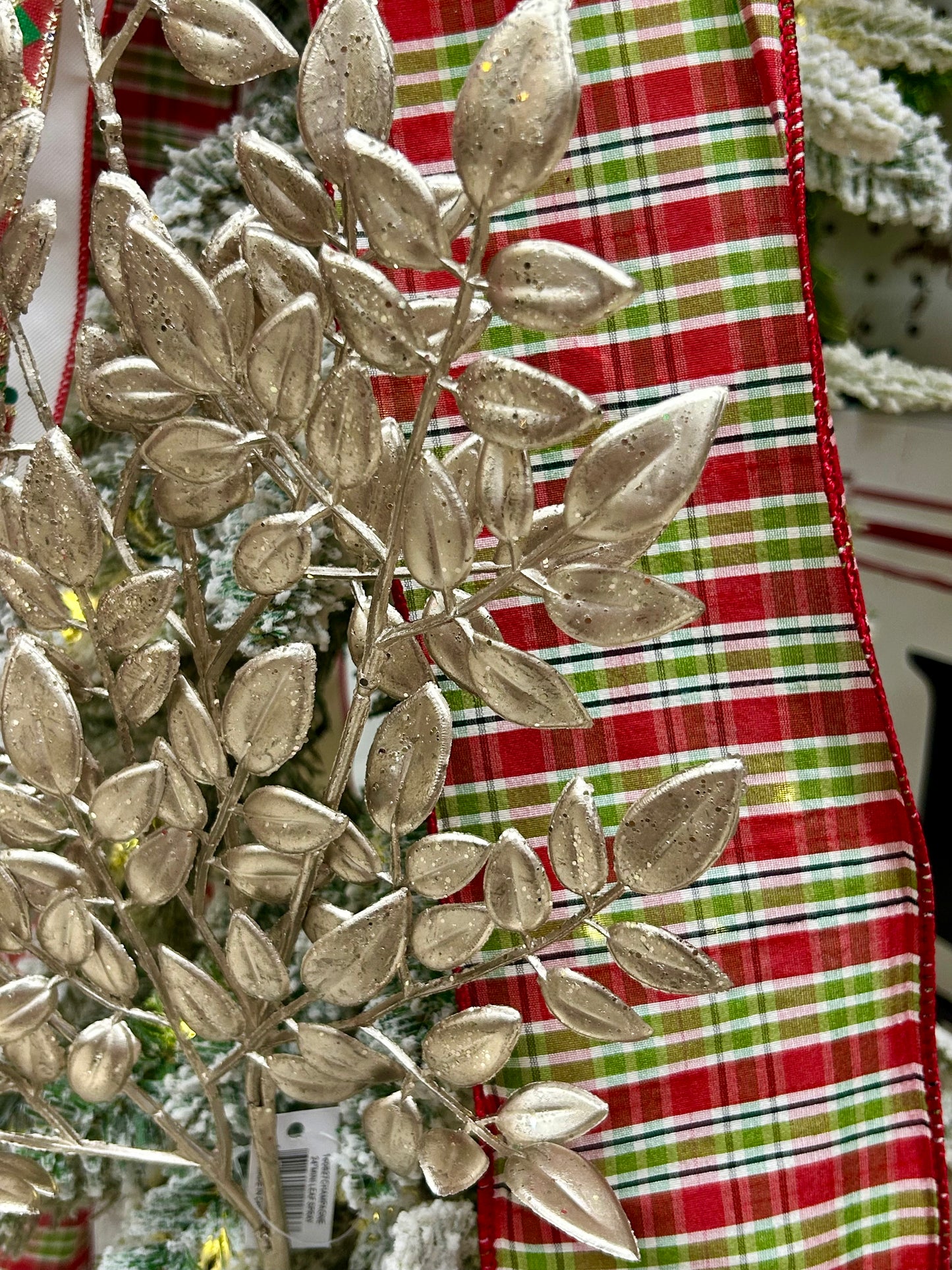 24 Inch Champagne Mini Leaf Spray