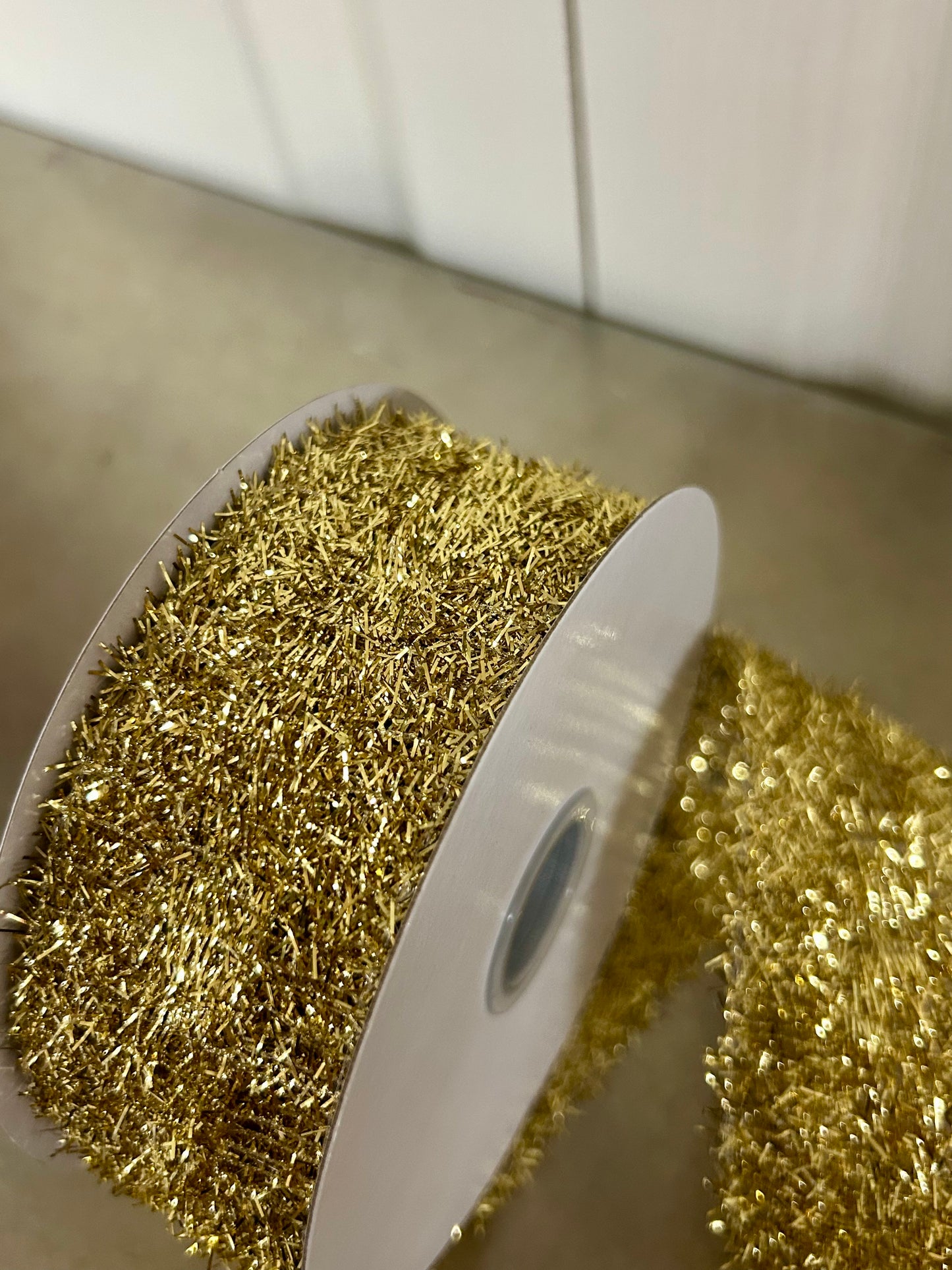 1.5 Inch By 10 Yard Gold Long Confetti Metallic Wired Ribbon