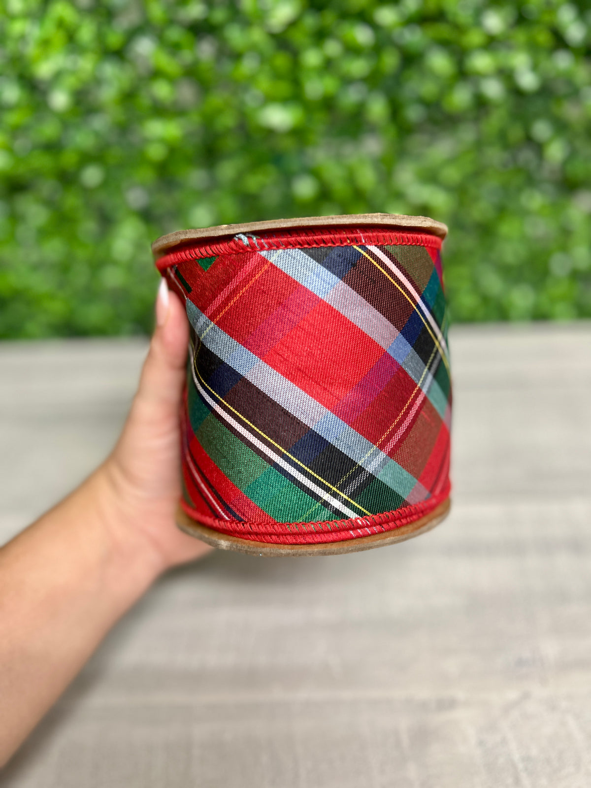 4 Inch By 10 Yard Traditional Christmas Plaid With Blue Backing Ribbon