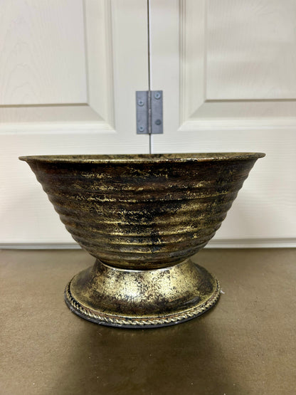 10 Inch Gold And Black Ribbed Metal Urn