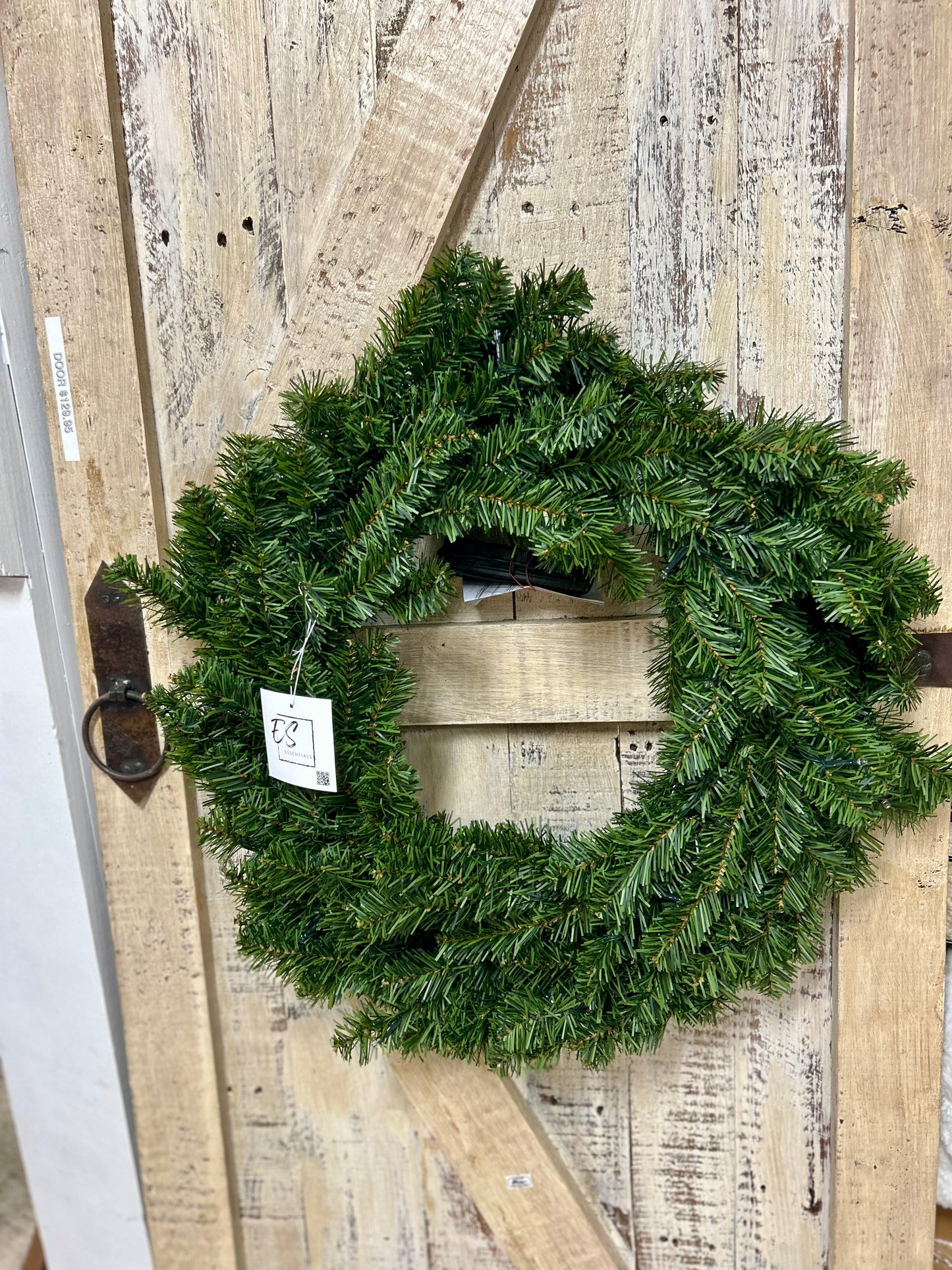24 Inch Lighted Canadian Pine Wreath