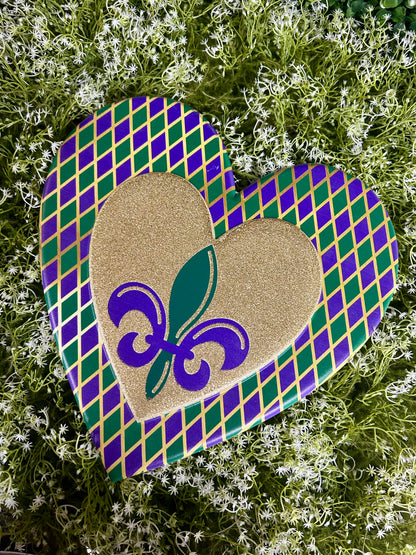 12 Inch Metal Harlequin Mardi Gras Heart Sign