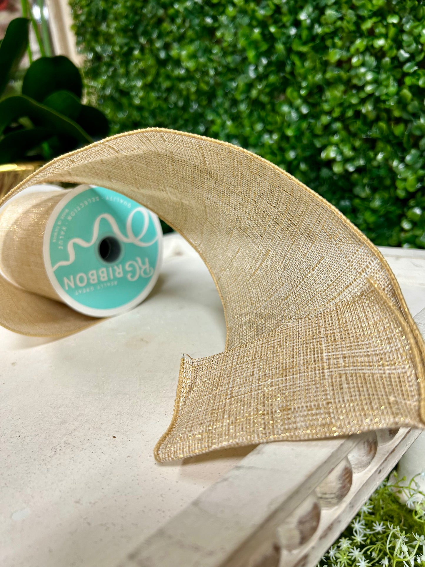 4 Inch By 10 Yard Cream And Gold Royal Metallic Ribbon