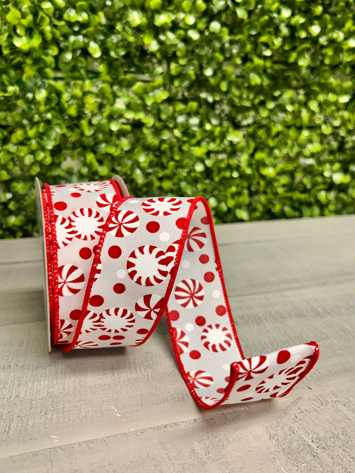 1.5 Inch By 10 Yard Peppermint Christmas Candy Ribbon