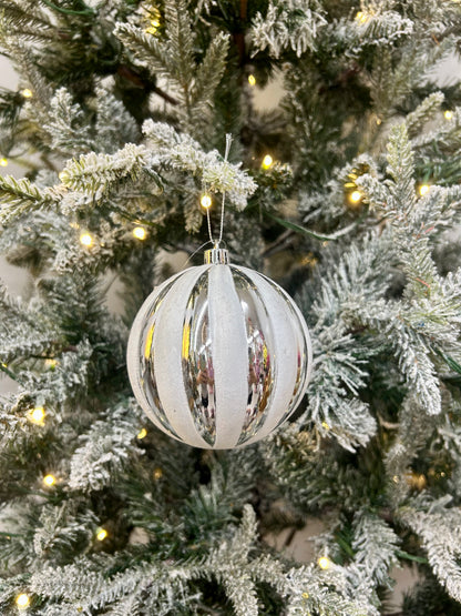 4 Inch Silver And White Ball Ornament