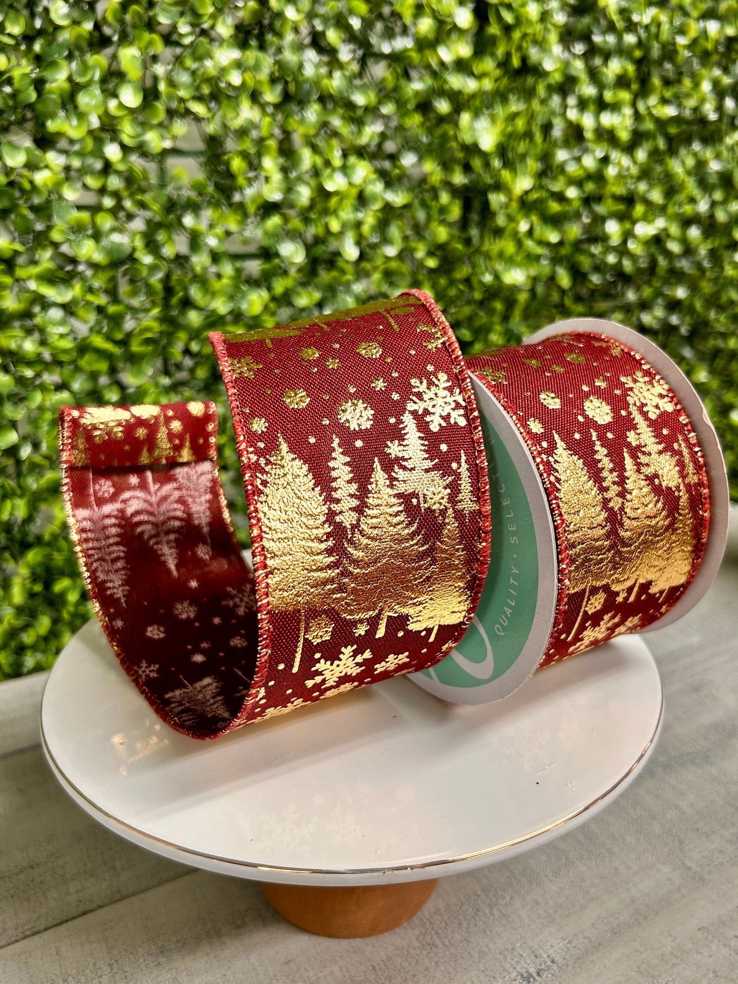 2.5 Inch By 10 Yard Burgundy And Gold Pine Trees And Snowflakes Ribbon