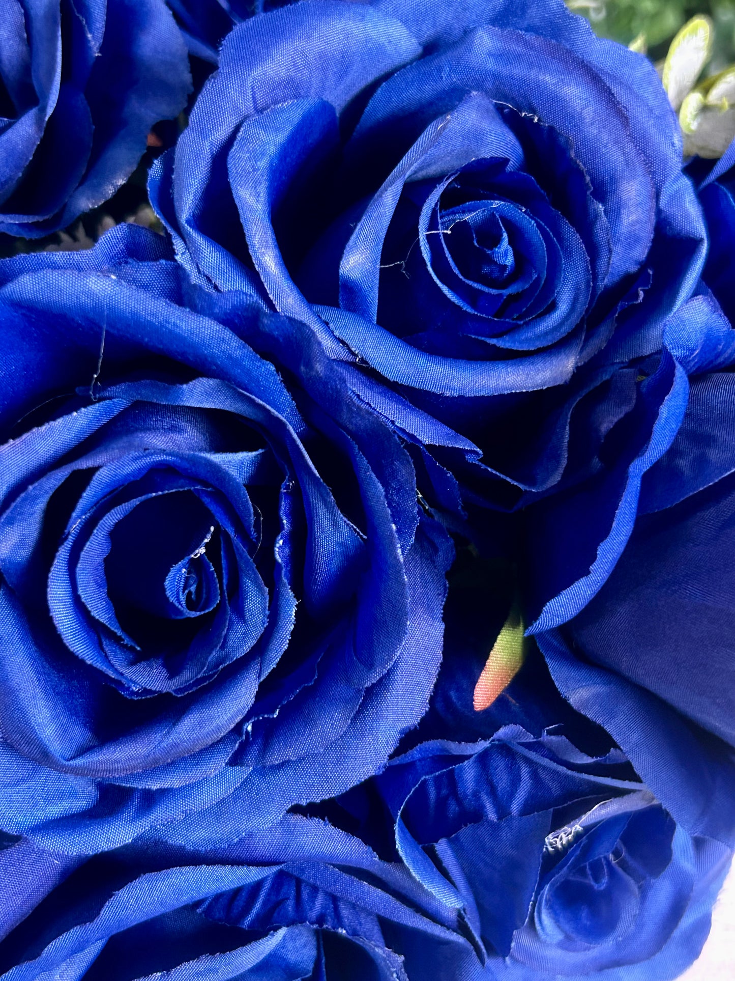 21.5 Inch Royal Blue Rose Bush