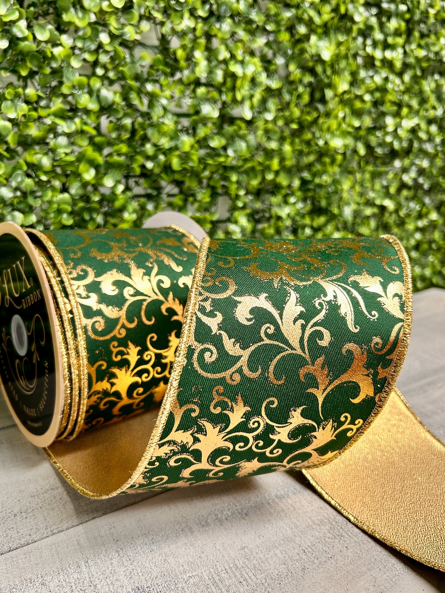 4 Inch By 10 Yard Hunter Green And Gold Metallic Foil Swirl Leaf Fused Ribbon
