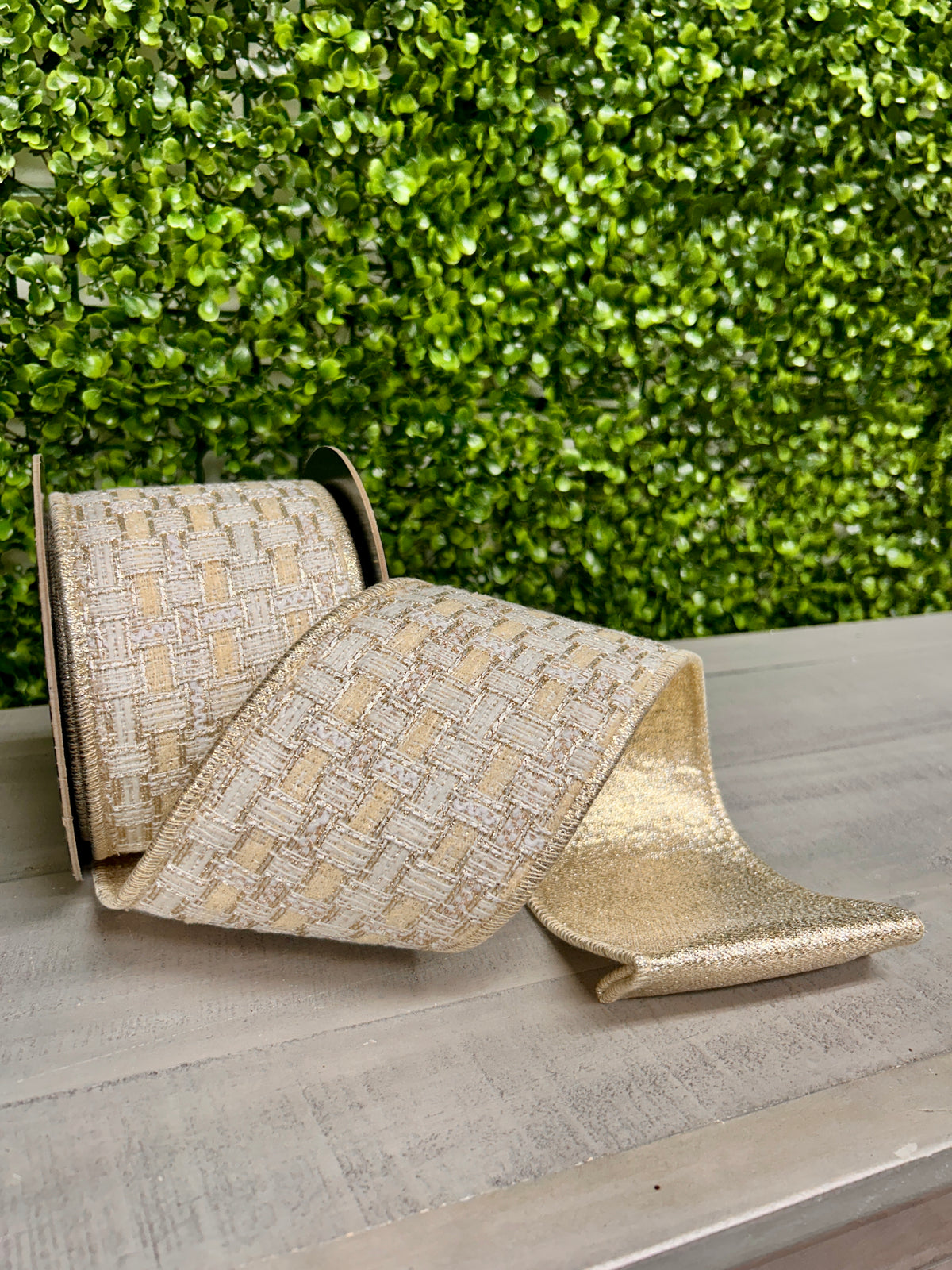 4 Inch By 5 Yard Champagne And Gold Metallic Backing Tweed Ribbon