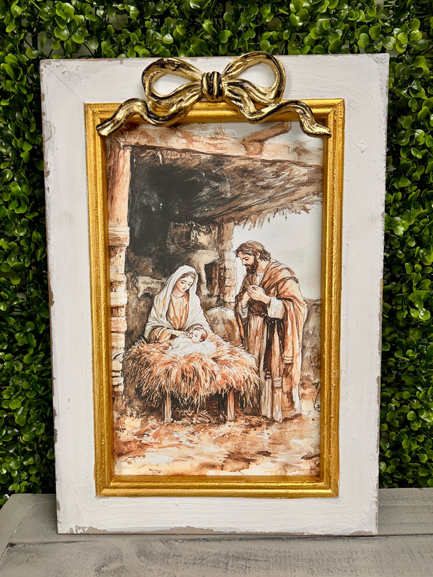 White And Gold Nativity Picture Frame With Bow