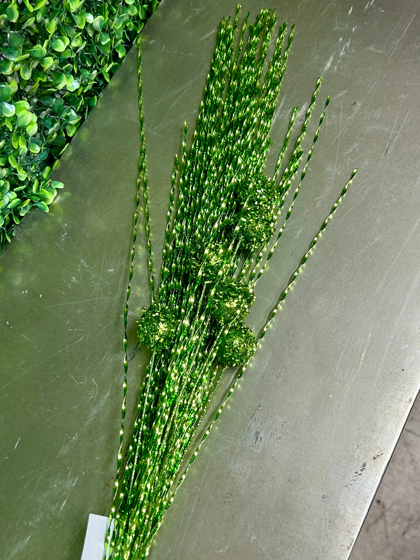 33 Inch Green Ball Pine Spray