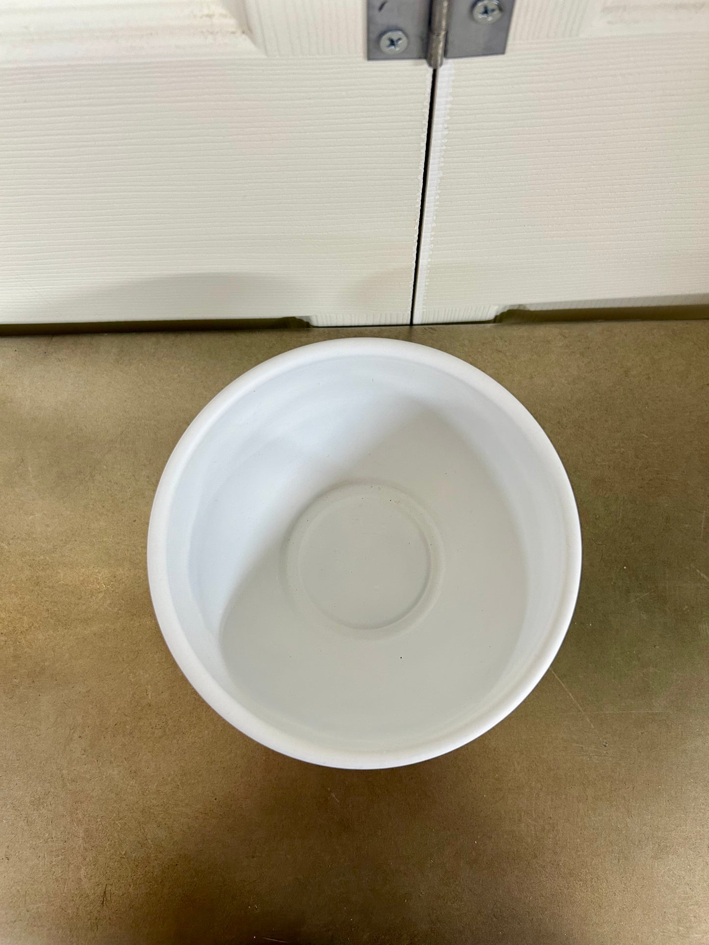 6.25 Inch White Round Metal Urn