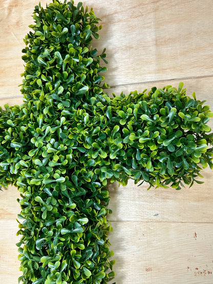 24 Inch Green Cross Boxwood Wreath