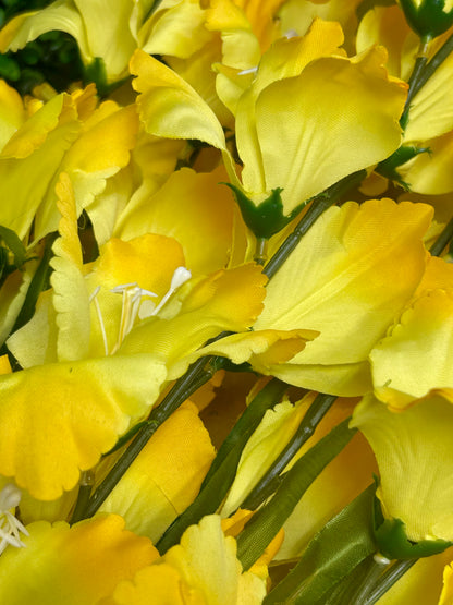 32 Inch Yellow Gladiolas Bush