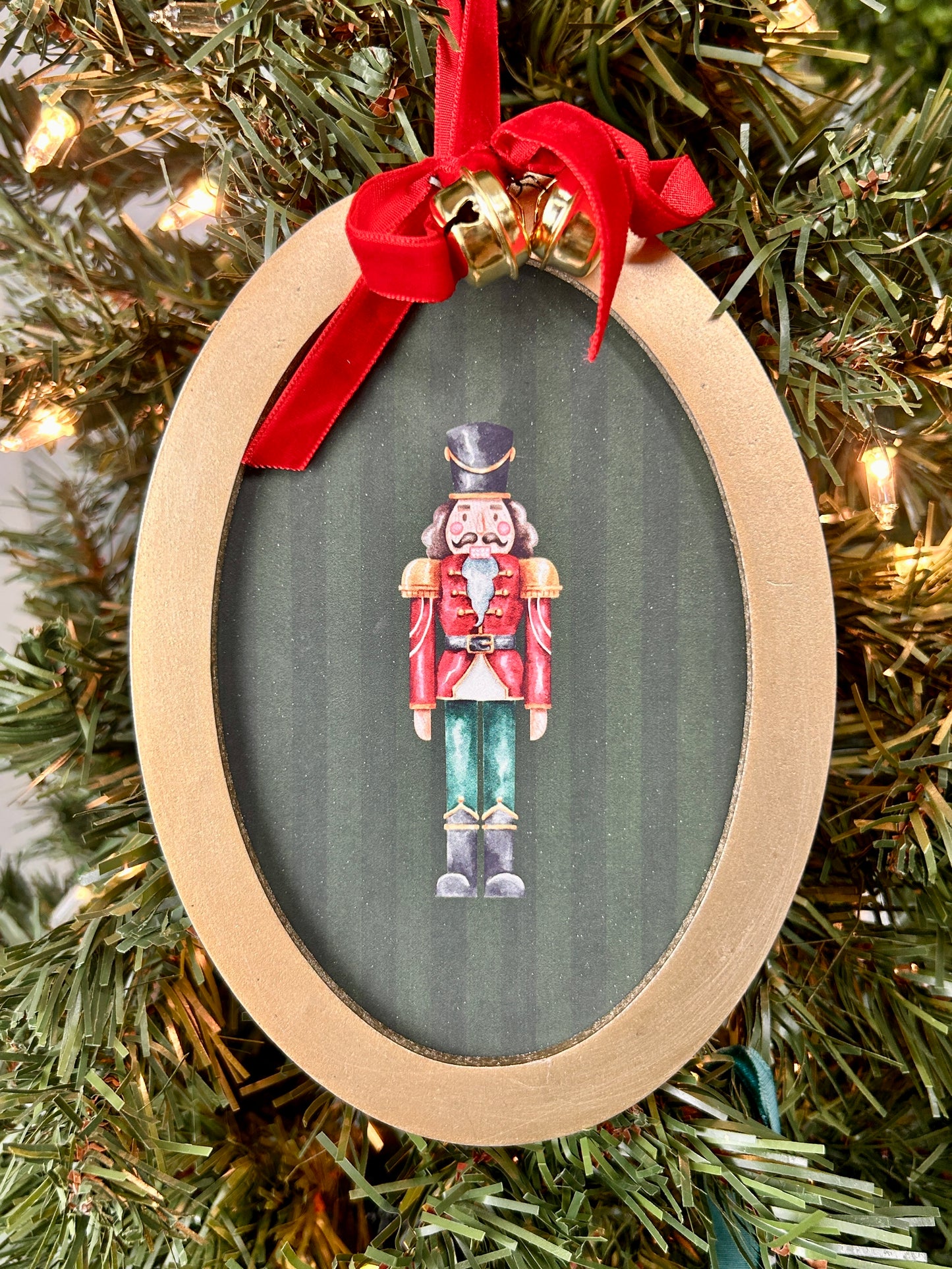 The Nutcracker Round Picture Frame Ornaments Four Assorted