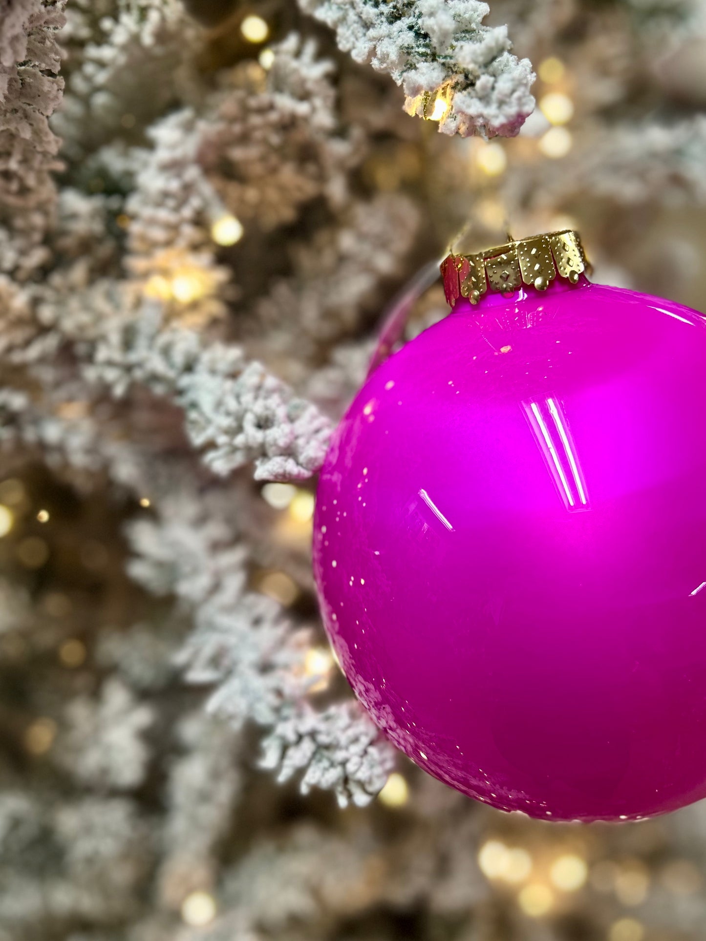6 Inch Fuchsia Lacquer Look Ornament