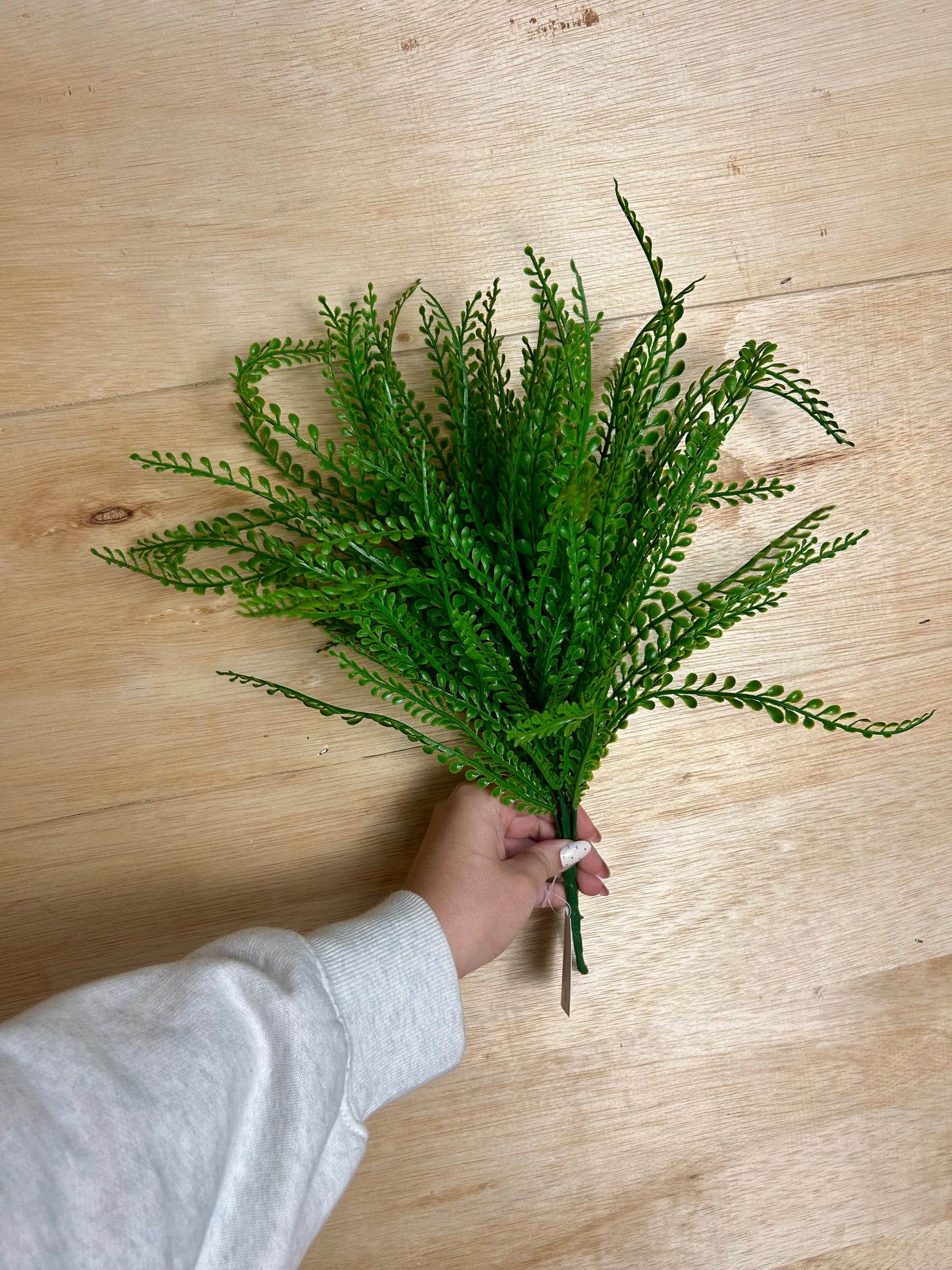 16 Inch Dark Green Bead Grass Bush