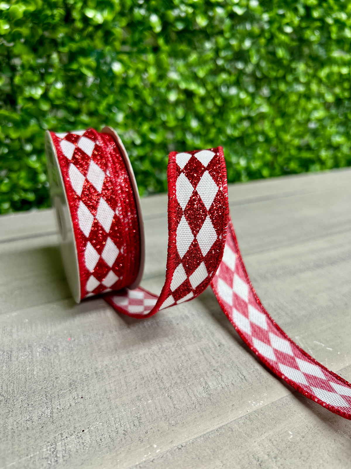7/8 Inch By 10 Yard Red And White Glitter Harlequin Ribbon