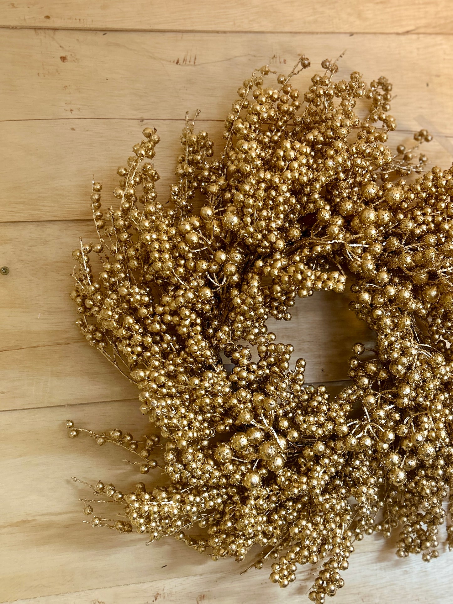 24 Inch Gold Berry Wreath