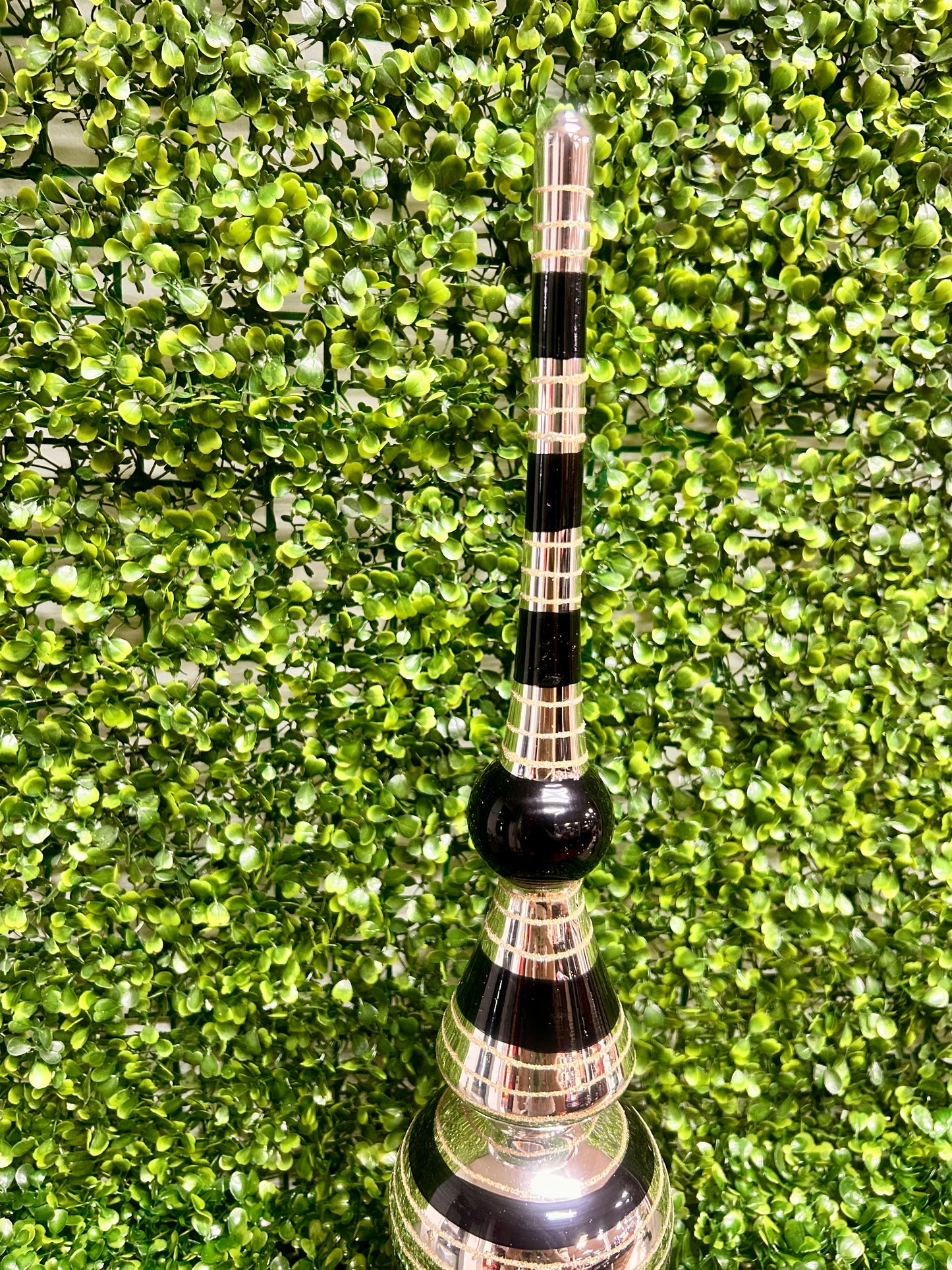 19 Inch Glittered Black And Silver Glass Finial