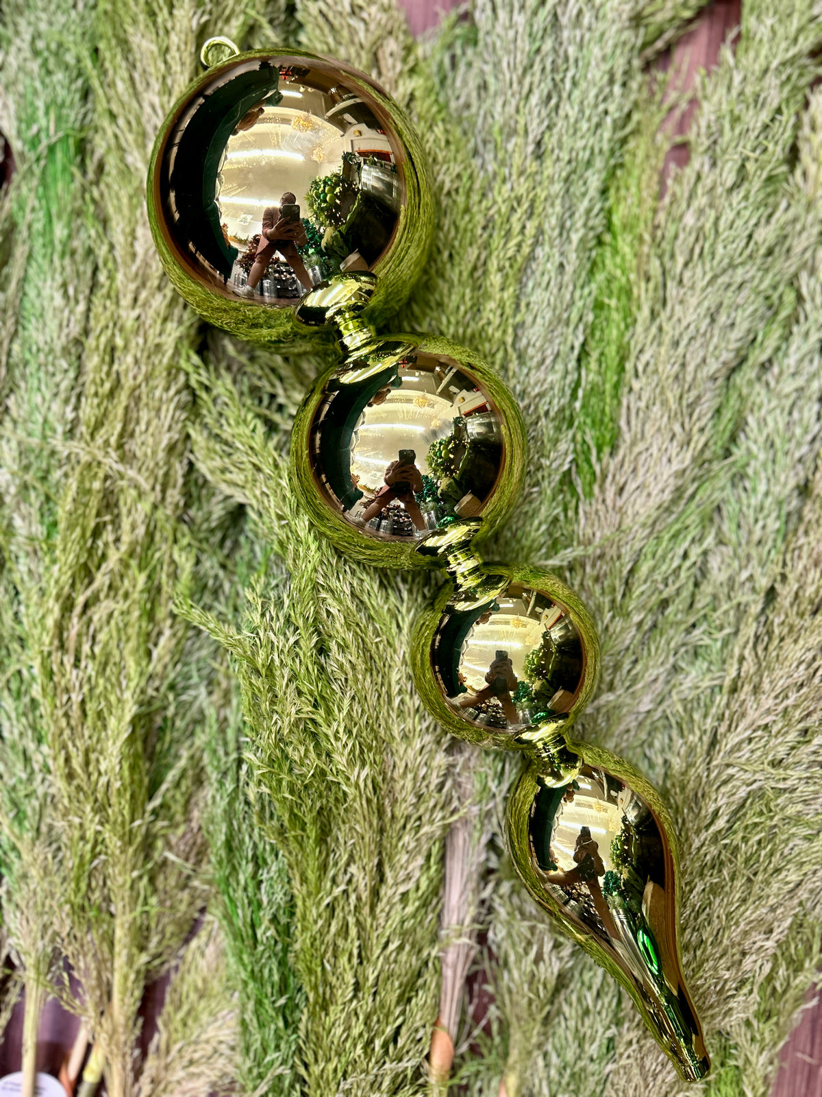 19.5 Inch Green Ball Hanging Finial