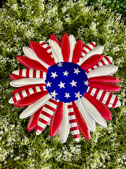 12 Inch Red White And Blue Metal Patriotic Flower Sign