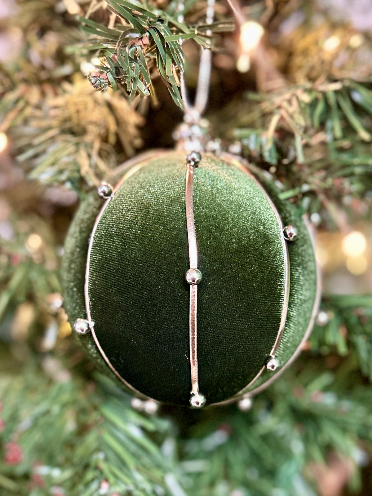 4 Inch Hunter Green Beaded Velvet Ball Ornament