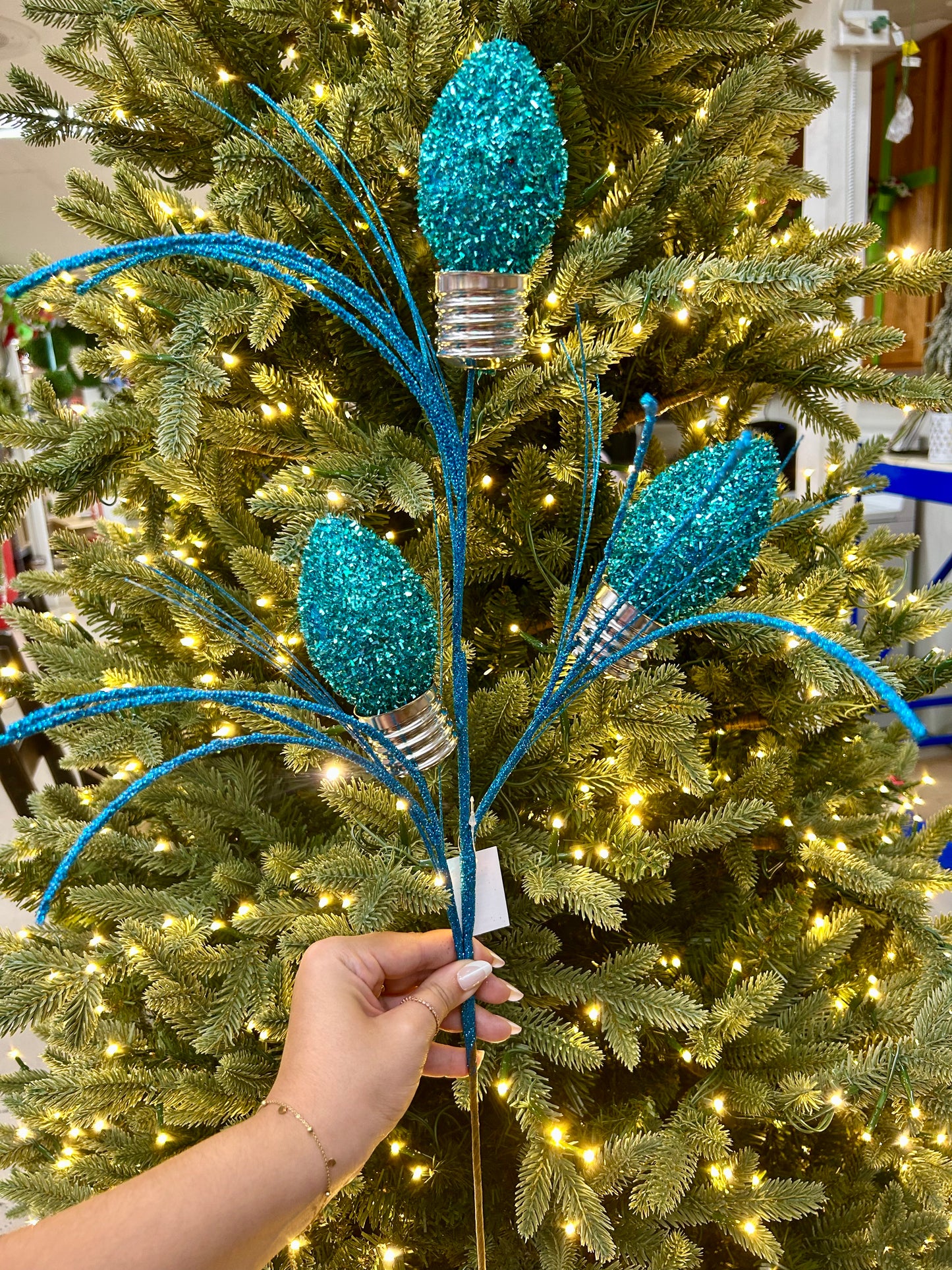 28 Inch Aqua Tinsel Bulb Spray