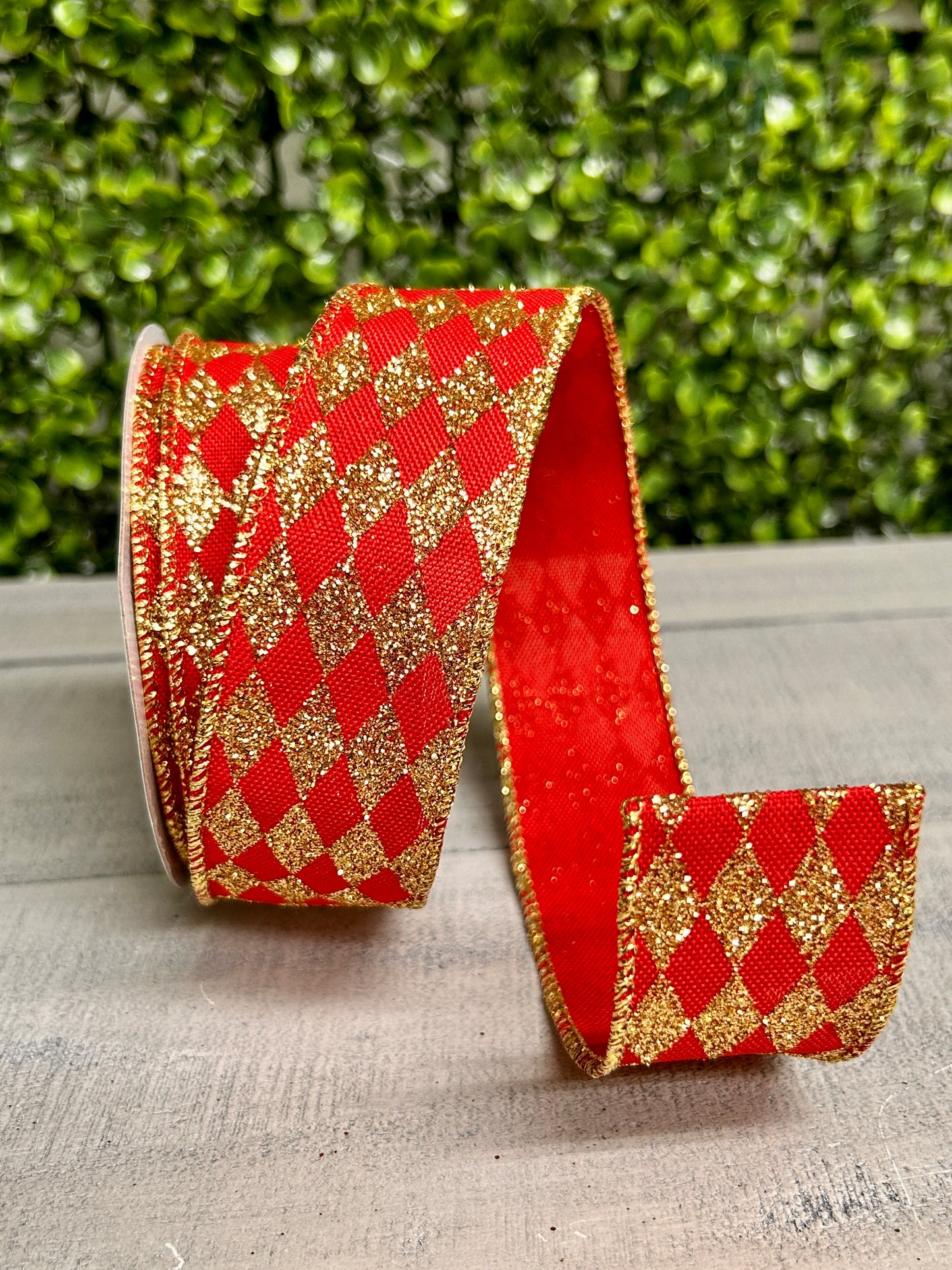 1.5 Inch By 10 Yard Red And Gold Glitter Harlequin Ribbon
