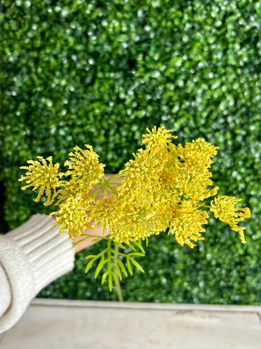 32 Inch Yellow Queen Anne's Lace Spray
