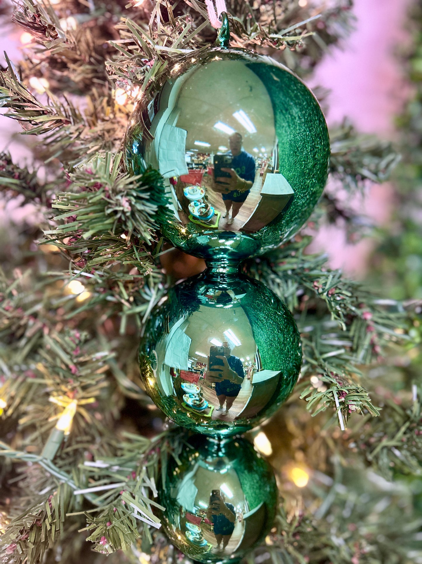 19.5 Inch Glass Green Shiny Finial Ornament