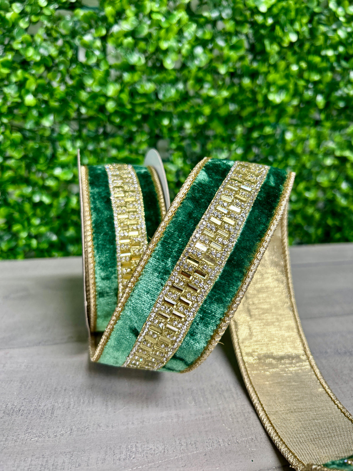 John Mark 1.5 Inch By 5 Yard Green Velvet Jeweled Center Fused Backing Ribbon