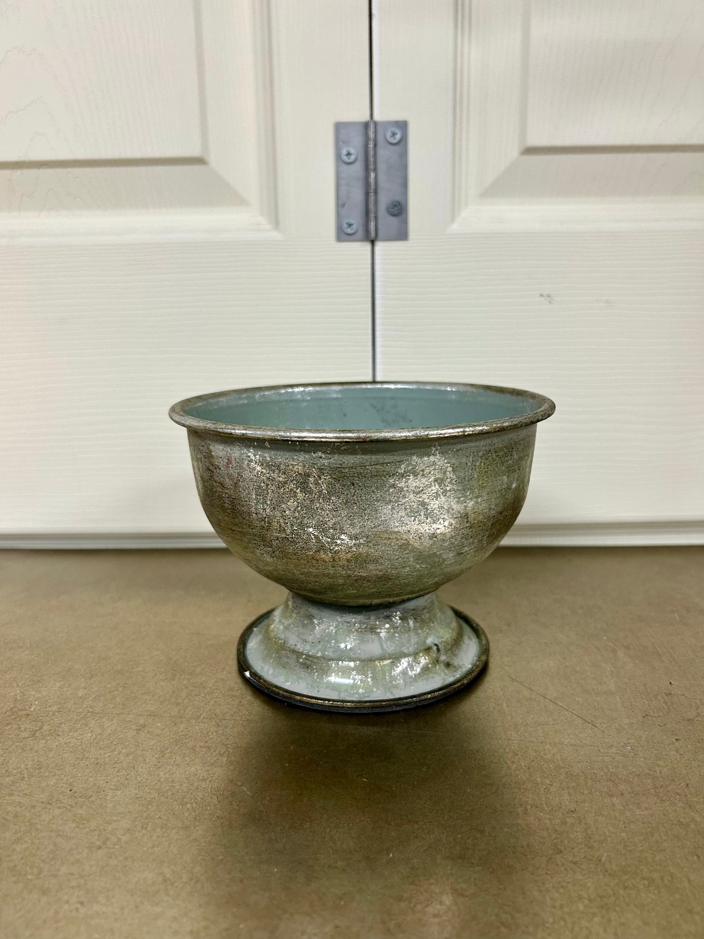 6 Inch Silver Round Metal Urn With Base