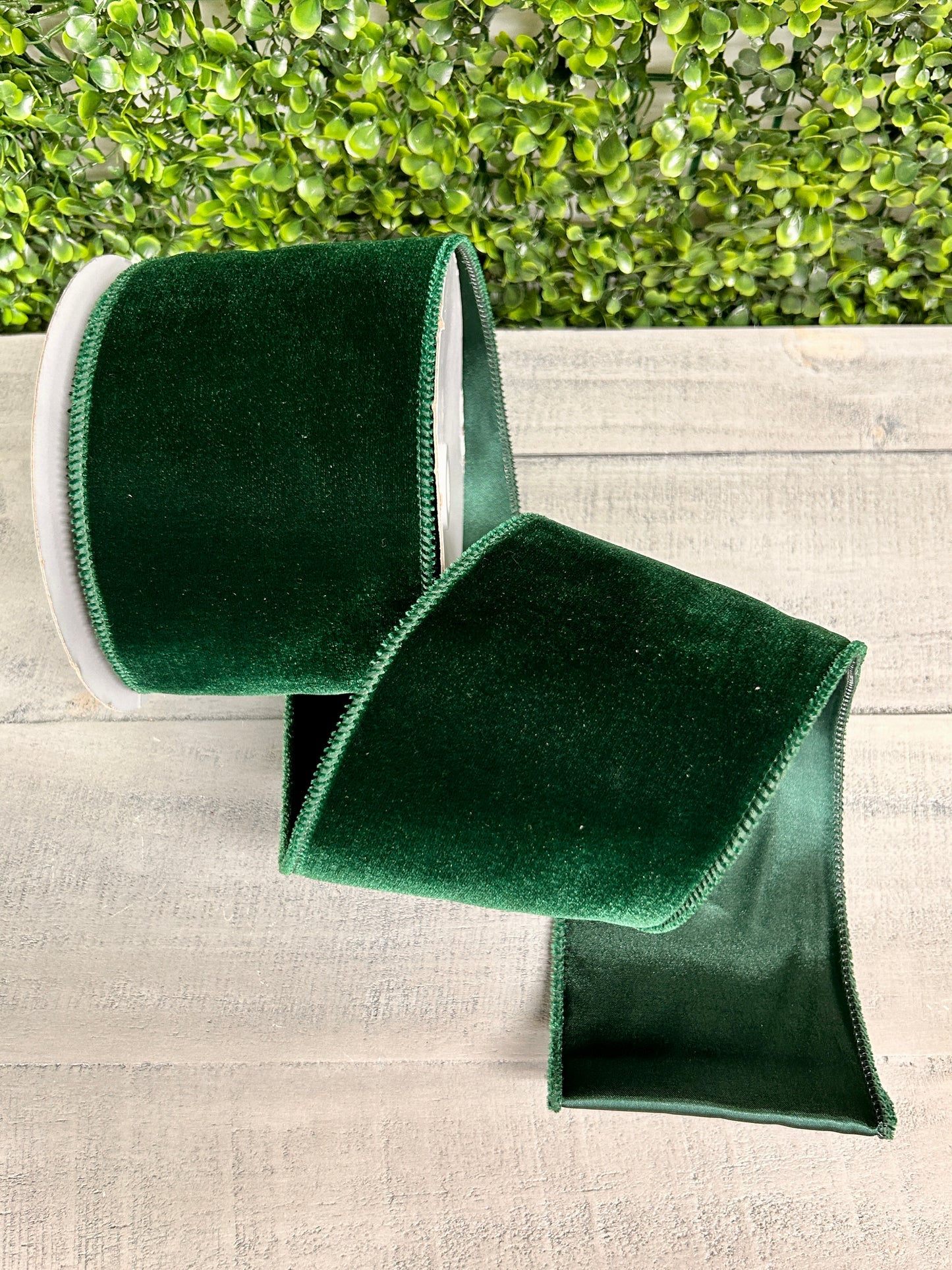 4 Inch By 10 Yard Hunter Green Deluxe Velvet With Satin Backing Ribbon