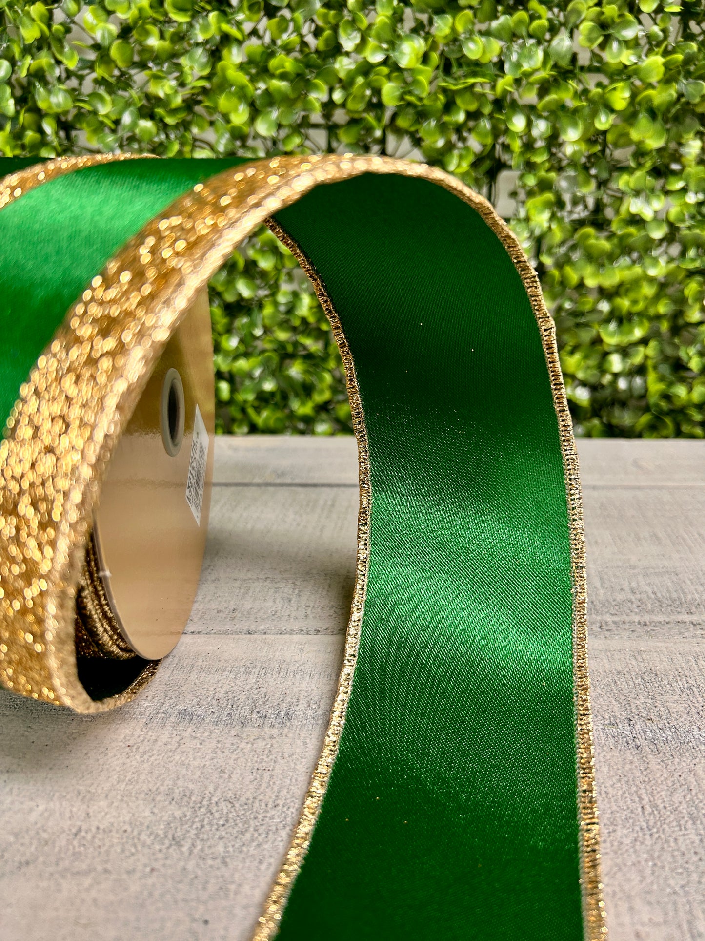 2.5 Inch By 10 Yard Emerald And Gold Vertical Glitter Stripe Sewn Ribbon