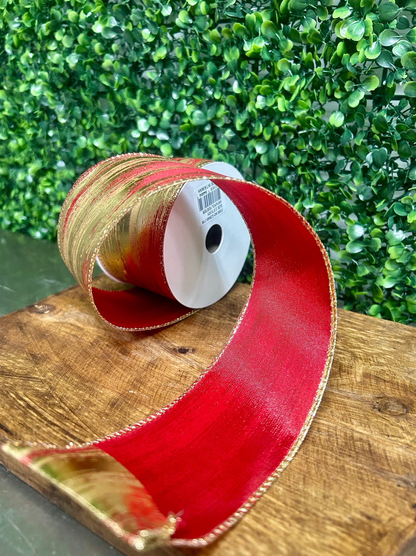 2.5 Inch By 10 Yard Red And Gold Metallic Streak Ribbon