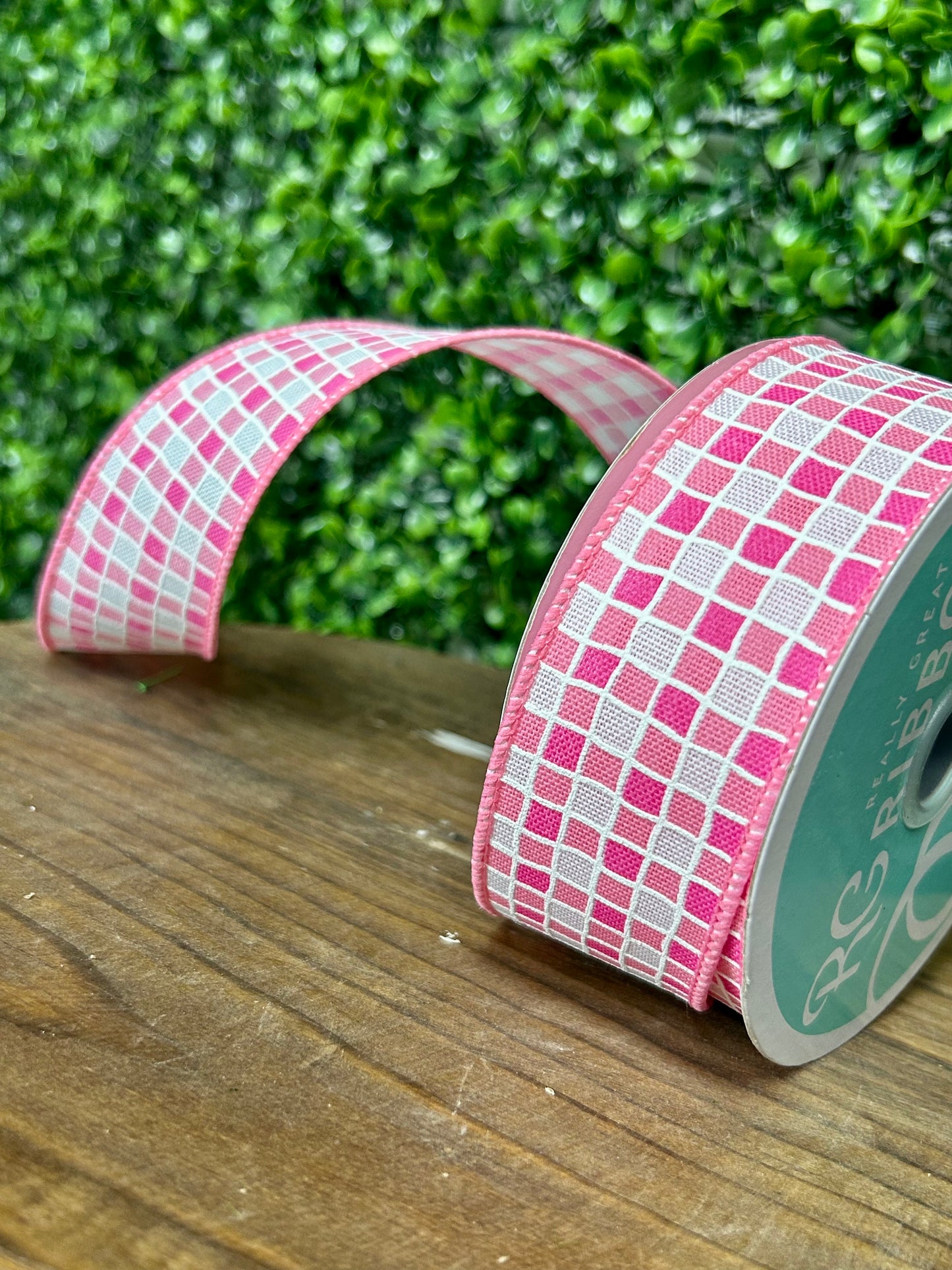 1.5 Inch By 10 Yard Pink And White Small Check Ribbon