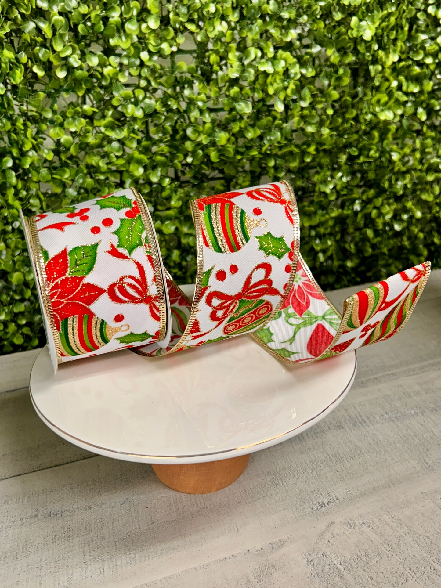 2.5 Inch By 10 Yard Poinsettia And Ornaments Ribbon