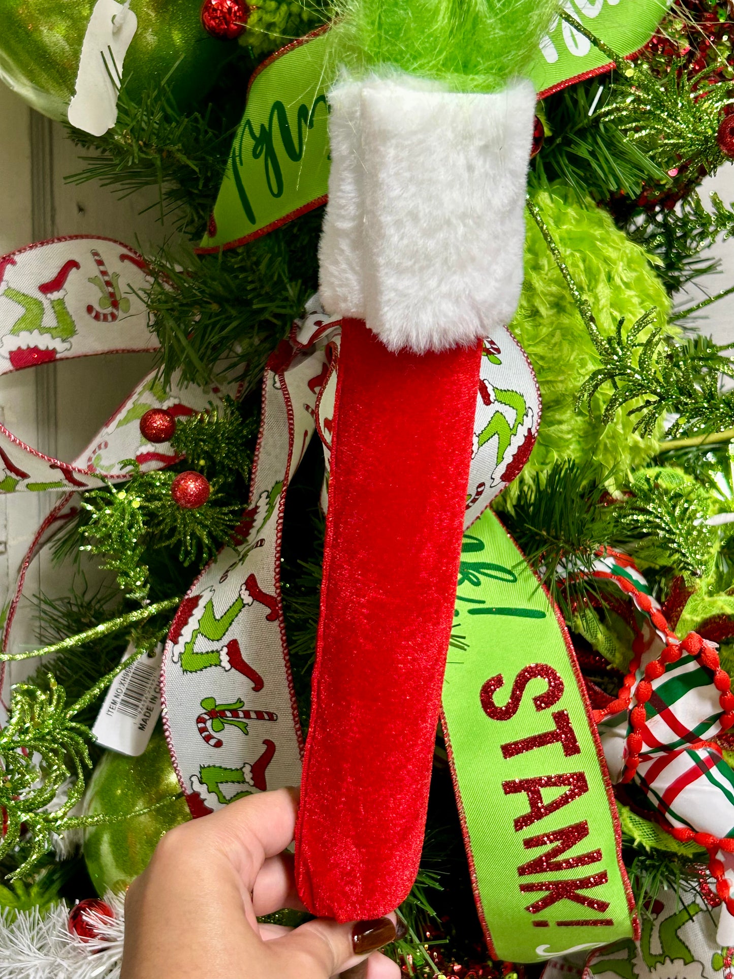 28 Inch Green White And Red Furry Fabric Velvet Arm And Hand Pick