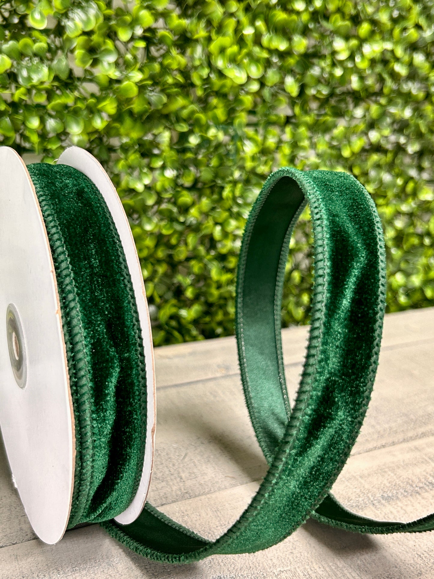7/8 Inch By 10 Yard Hunter Green Deluxe Velvet With Satin Backing Ribbon