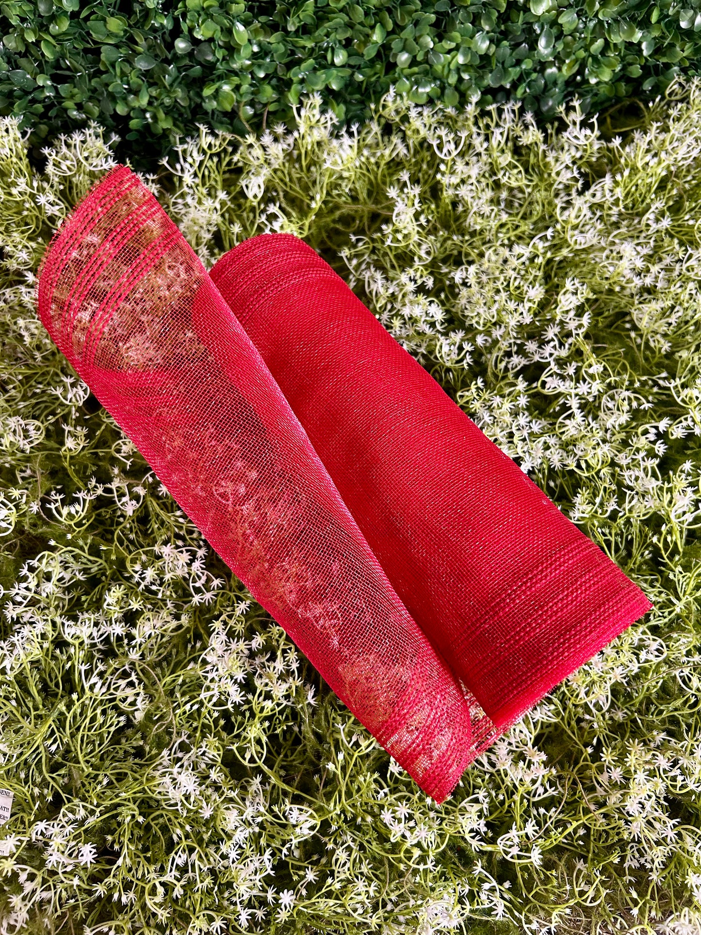 10.25 Inch By 10 Yard Red Fine Weave Border Stripe Mesh