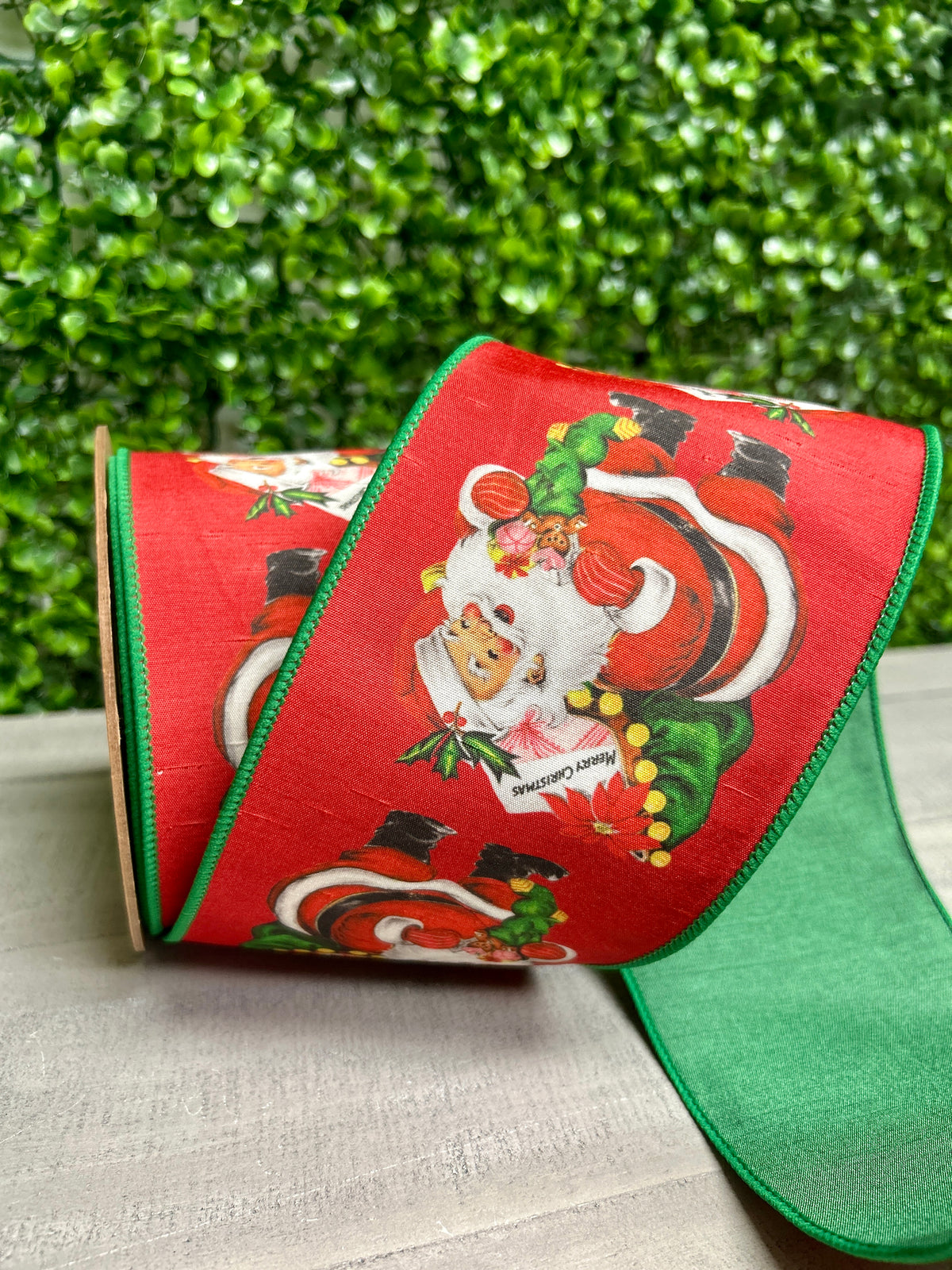 4 Inch By 10 Yard Retro Santa With Green Backing Ribbon
