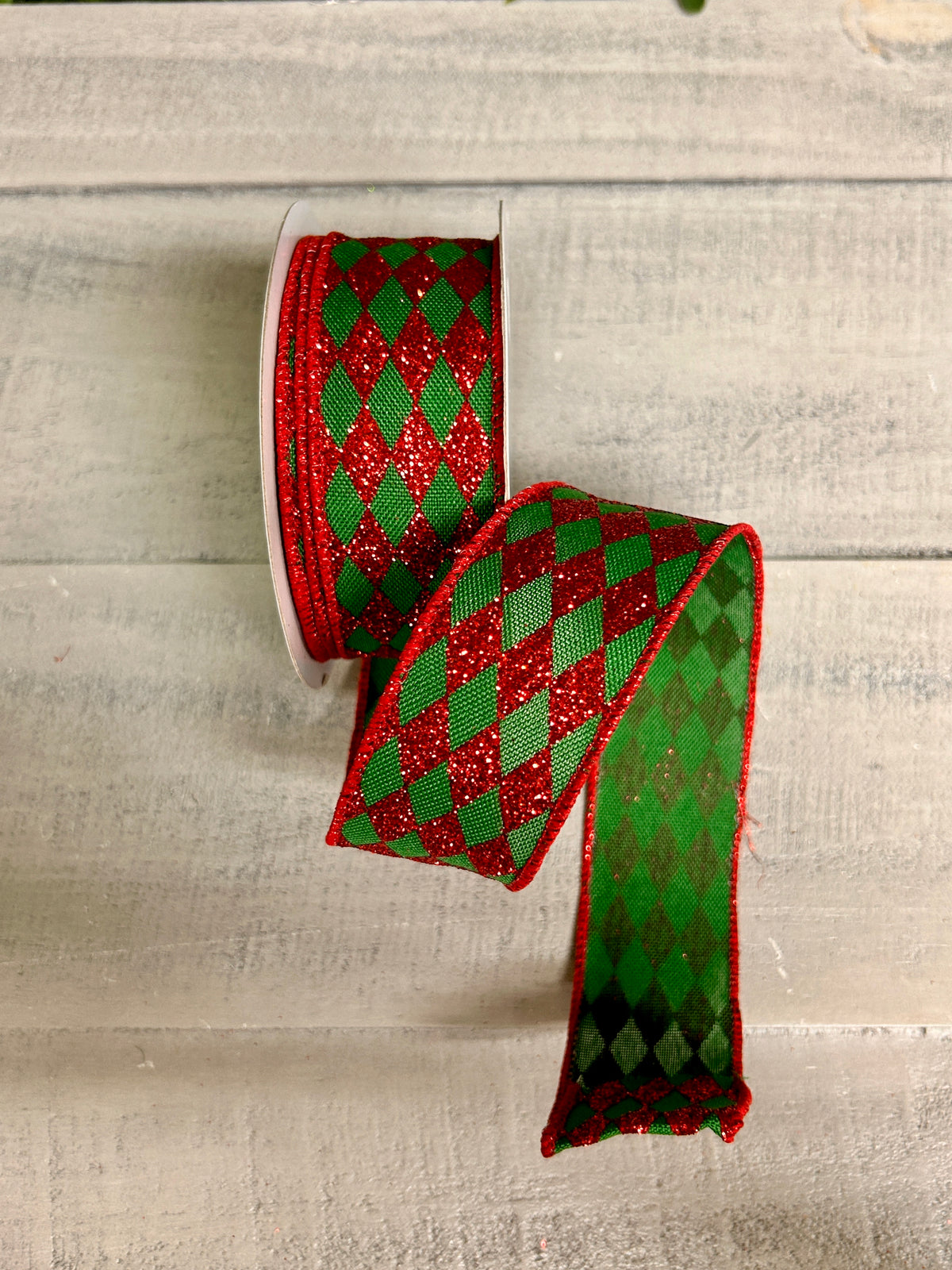 1.5 Inch By 10 Yard Emerald Green And Red Glitter Harlequin Ribbon