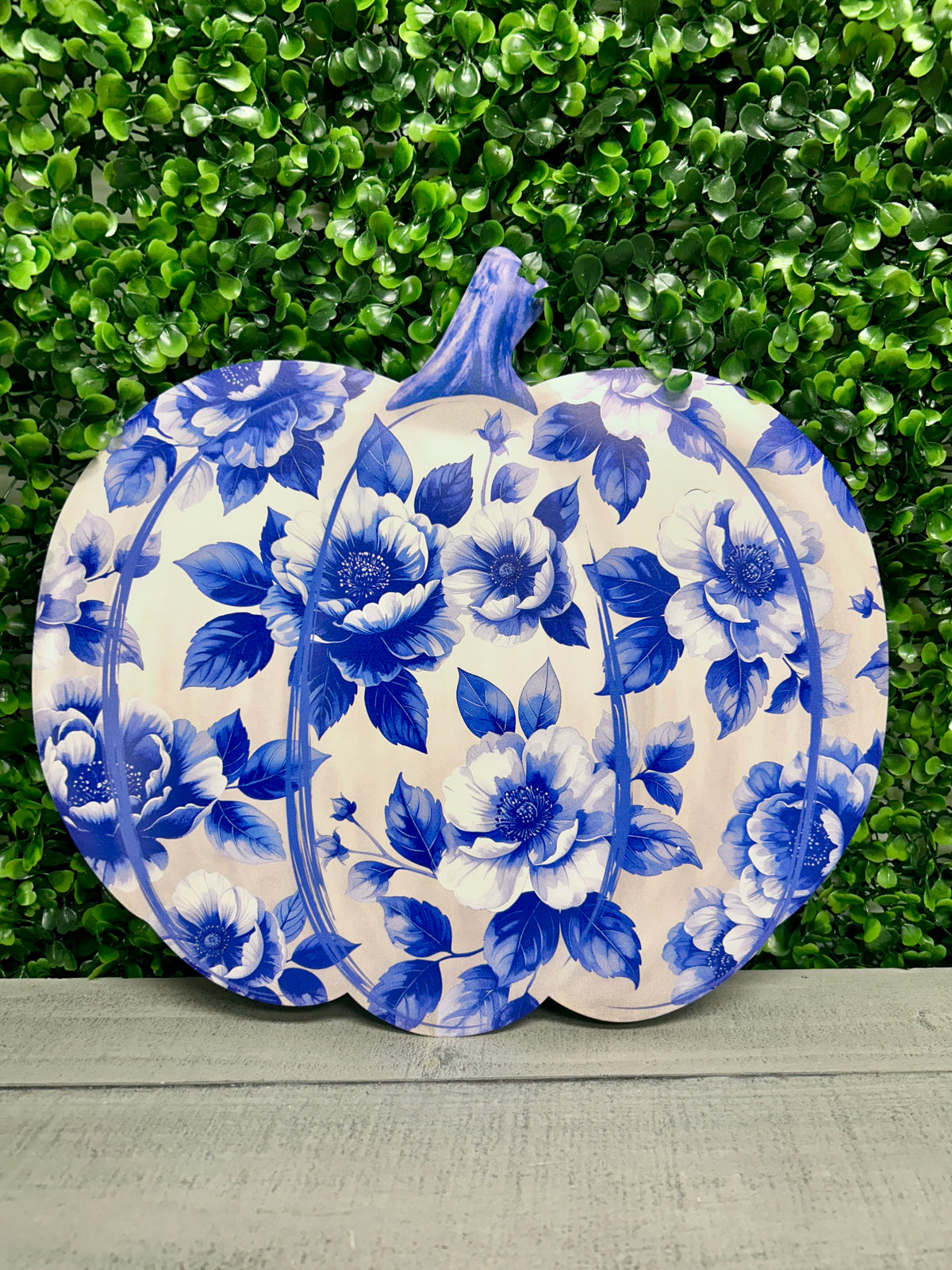 12 Inch Blue And White Chinoiserie Pumpkin Sign
